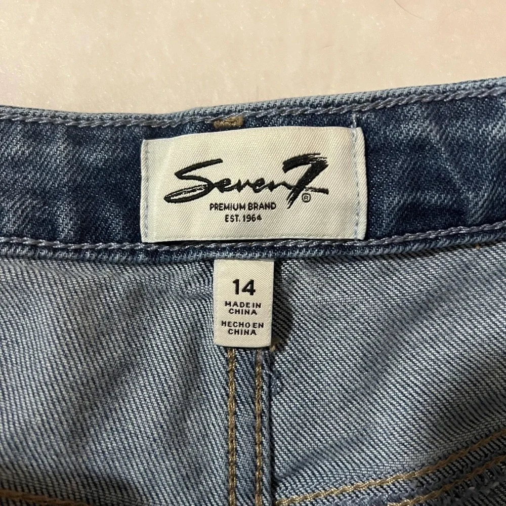 Seven7 Jeans Womens Size 14 Blue Medium Wash Classic Fit‎ Straight Leg Denim